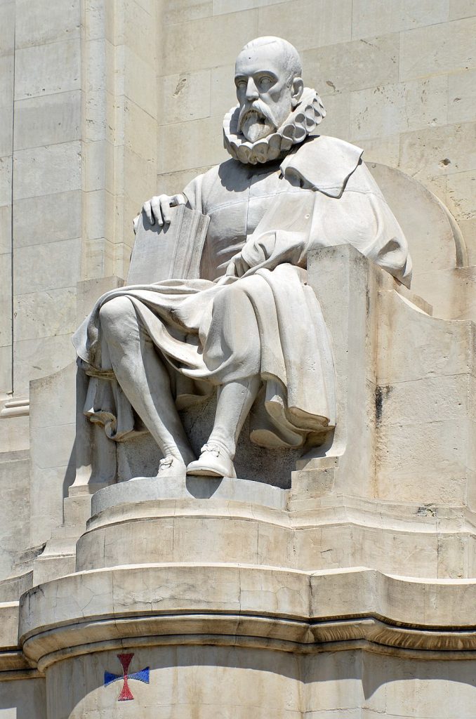 Monumento a Cervantes en el Barrio de las Letras, Madrid