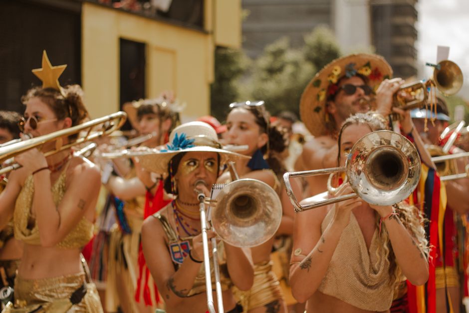 Concierto de una banda emblemática de la Movida Madrileña en Madrid.