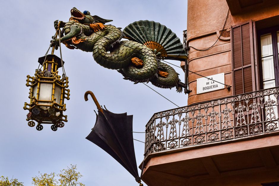 Leyendas de Malasaña en Madrid, barrio bohemio y lleno de historias.